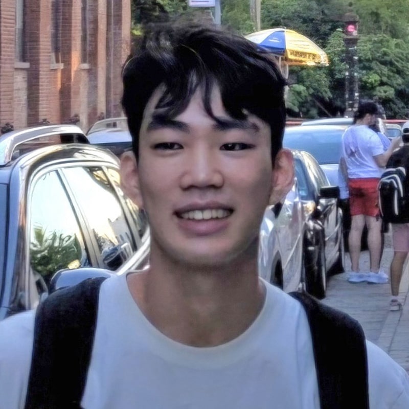 Jaehyuk Chang headshot